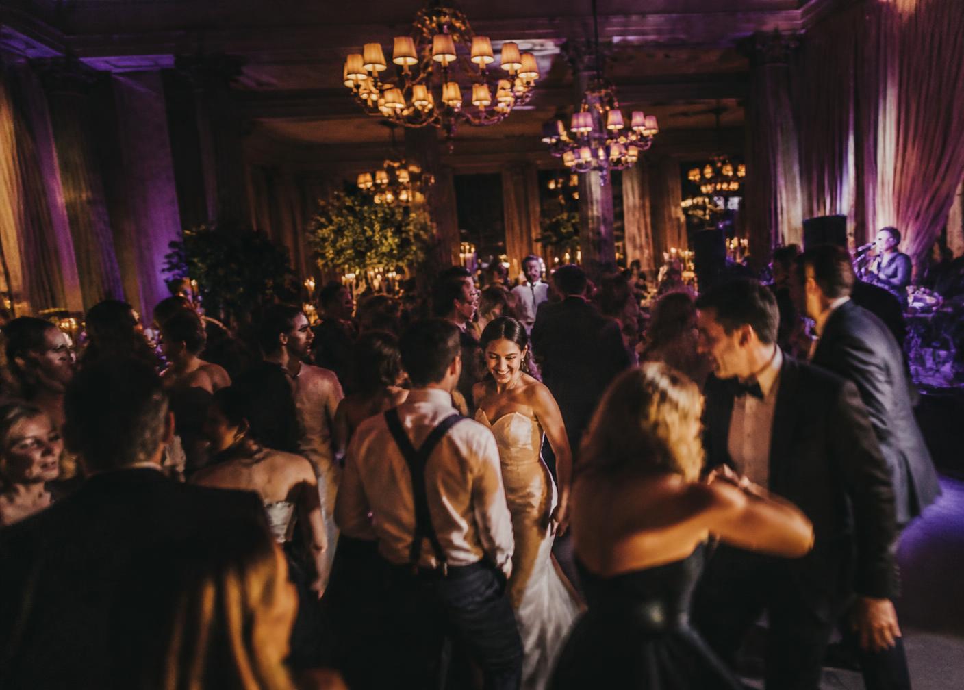 Pista de baile de un matrimonio de noche